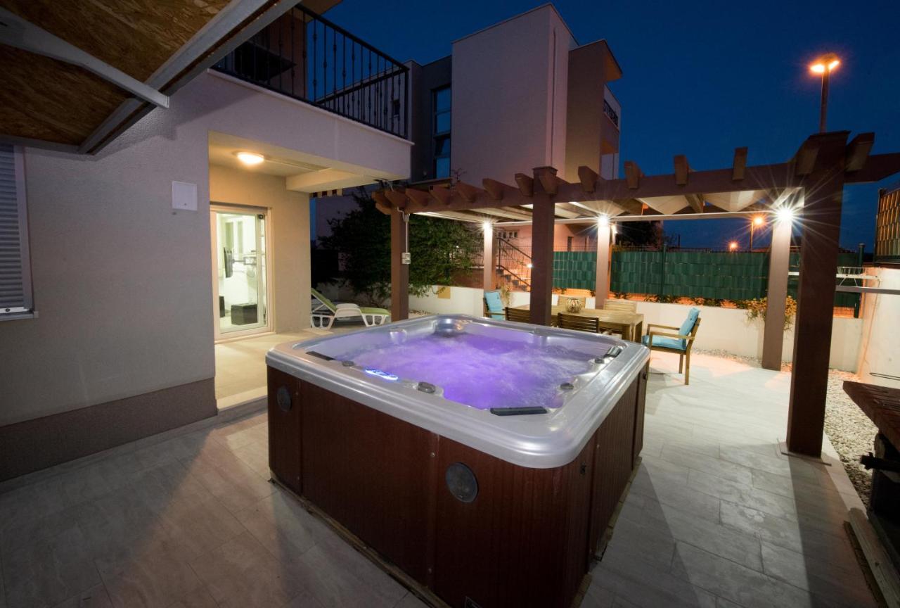 Apartment Miss Tina Trogir Kültér fotó