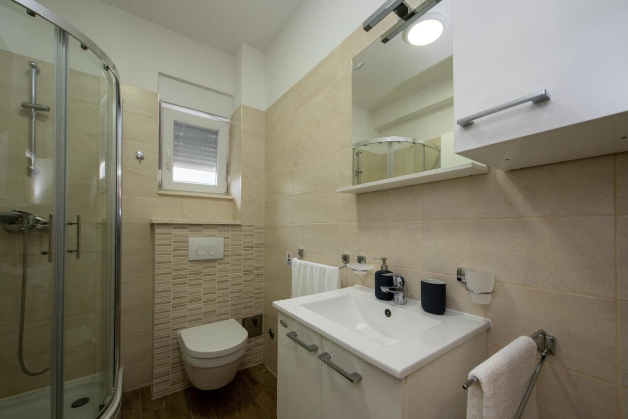 Apartment Miss Tina Trogir Kültér fotó