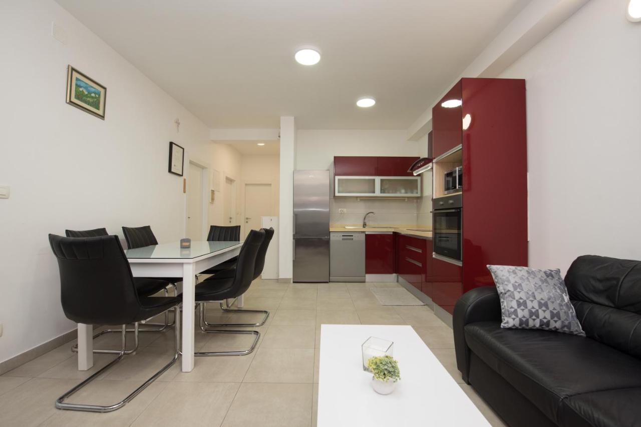 Apartment Miss Tina Trogir Kültér fotó