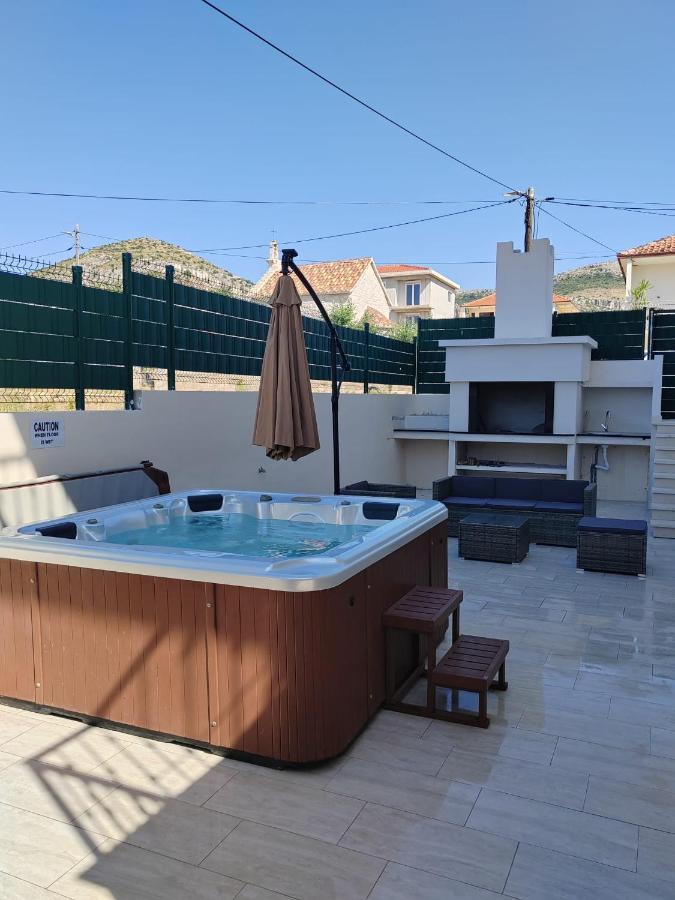 Apartment Miss Tina Trogir Kültér fotó