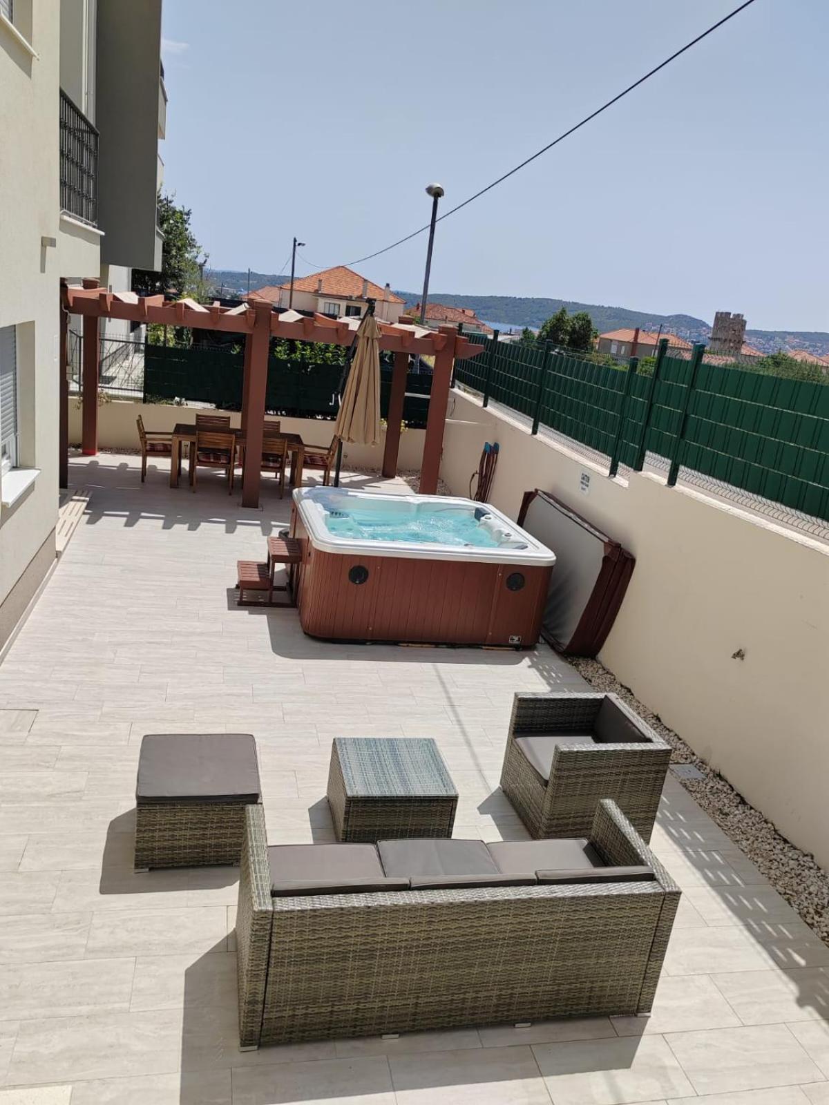 Apartment Miss Tina Trogir Kültér fotó